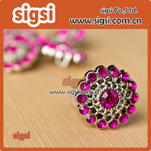 Pink flower shape crystal acrylic rhinestone button for garniture 2024 - buy cheap
