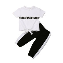 Комплект одежды для маленьких девочек из 2 предметов, От 1 до 5 лет футболка с короткими рукавами и надписью + повседневные леггинсы, штаны, комплект одежды 2024 - купить недорого
