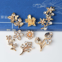 Pingente flor de cristal 50 peças, amuleto de folha material de liga de ouro para cabeça de casamento faça você mesmo jóias artesanais 2024 - compre barato