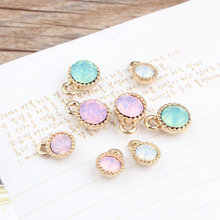 Free Shipping 30Pcs DIY Jewelry Findings Acrylic Jelly Stone Paved Gold Tone Alloy Floating Pendants Necklace Round Charm 2024 - buy cheap