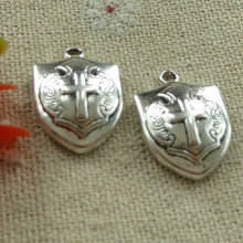 150 piezas encantos de escudo de plata tibetana 21x14mm #1497 2024 - compra barato