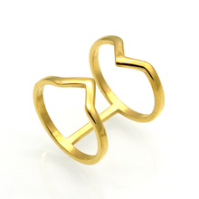 Anillo de acero de titanio para mujer, joyería de moda, anillo triangular simétrico de 18mm de ancho, anillo de Color dorado 2024 - compra barato