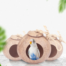 Casa de madera para cría de aves, Nido de Pájaro, casa cálida manual en invierno, casa de concha de coco, jaula de decoración colgante al aire libre 2024 - compra barato