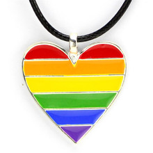 Collar con colgante de Corazón arco iris de orgullo Gay para hombre, joyería de doble cubierta, LGBT, 2019 2024 - compra barato