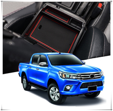 Для Toyota Hilux Revo 2016 2017 2018 пластиковый внутренний подлокотник ящик для хранения Контейнер для держателя органайзера лоток для стайлинга автомобилей 2024 - купить недорого