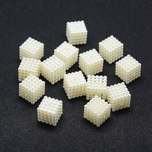 Pandahall 20pcs/lot 14x14x14mm Cube ABS Beige Plastic Sandwich-Biscuit-Shaped Bead Imitation Pearl Beads with 1mm Hole 2024 - buy cheap
