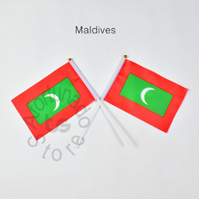 Мальдивский флаг 14*21 см, 10 шт., флаг, рука, машущий флаг, Национальный флаг для встреч, парадов вечерние, подвесные, украшения 2024 - купить недорого
