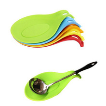 Silicone isolamento colher resto resistente ao calor placemat bebida vidro coaster bandeja colher almofada comer esteira pote titular acessórios de cozinha 2024 - compre barato