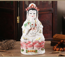 Os budistas adoram guanyin bodisatva como um presente para seus filhos. Estátua de buda de guanyin de nanhai, pintada à mão 2024 - compre barato