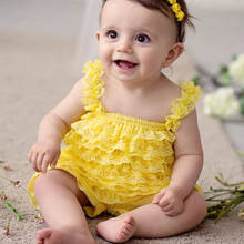 Милый детский желтый кружевной Детский комбинезон ребенок Петти гофрированный ремень комбинезон цельный Цветочный ободок для новорождённого хлопковый комбинезон 2024 - купить недорого