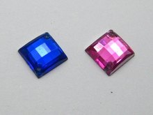 200 color mezclado plano acrílico cuadrado Diamante de imitación botón 8mm coser en cuenta 2024 - compra barato