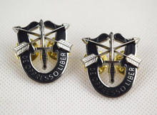 PAIR US ARMY SPECIAL FORCES SF HAT PIN MOTTO METAL BADGE CREST DUI BERET BADGE 2024 - buy cheap