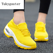 Woman Running Shoes Flats Outdoor Sneakers Fashion Summer Mesh Breathable Couple Lightweight Athletic Height Increasing Sports 2024 - compre barato
