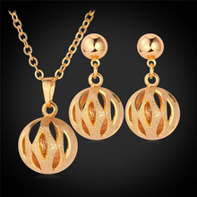 Conjunto de collares y pendientes de bola de Color dorado de marca Vintage ahuecado conjunto de joyas de oro para mujer PE872 2024 - compra barato