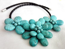 Collar de joyería de moda para mujer, gargantilla de 3 flores de piedra verde y azul, colgante de collar hecho a mano, regalo de exageración 2024 - compra barato