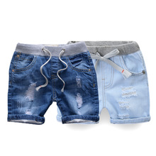 Летние детские шорты для маленьких девочек, джинсовые шорты для мальчиков, рваные брюки для малышей, хлопковые шорты для мальчиков и девочек, джинсовые шорты 2024 - купить недорого