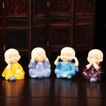 Ornamentos de monge quatro pequeno para carro, ornamentos decorativos de resina budista para casa, decoração de casa 2024 - compre barato