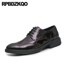 Boda negro fiesta Oxfords Wingtip cuero genuino hombres puntiagudos Zapatos de vestir Brogue cuero de vaca ascensor Italiano Italia cepillo 2024 - compra barato