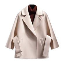 Зимнее шерстяное пальто, Женское шерстяное пальто с поясом, свободная шерстяная куртка J982 2024 - купить недорого