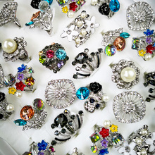 Anillos de estilo mixto para mujer, anillos de diamantes de imitación Multicolor de nuevo diseño, joyería de moda LR4163 al por mayor, 10 Uds. 2023 - compra barato