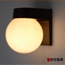 Lámpara LED de pared de estilo Simple americano para exteriores, luz de jardín impermeable, Retro, luces de pared de hierro acrílico, iluminación Industrial Vintage 2024 - compra barato