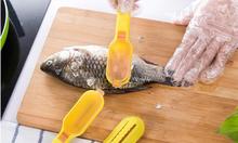 Rascador de escala de pescado, cuchillo de cocina accesorios, Escala de pescado de plástico, herramienta de cepillado de mariscos, pinzas de pescado OK 0946, 1 ud. 2024 - compra barato