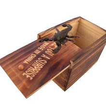 April Fool's Day Spoof Funny Scare Small Wooden Box Scorpion Scary Girls Toys For Kids Gift New Gift drop shipping MJ1207 2024 - buy cheap