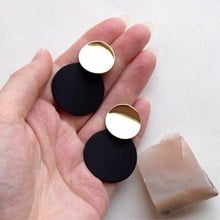 Unique Black Stud Earrings Trendy Gold Color Round Metal Statement Earrings for Women Fashion Jewelry Zinc Alloy Exaggerated 2024 - buy cheap