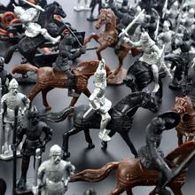 Juguetes medievales de plástico para niños, 28 unids/lote, modelos de soldados, caballos, figuras, Kit de juego, juguete educativo, regalos 2024 - compra barato