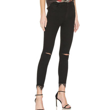 Кружевные лоскутные обтягивающие джинсы женские рваные джинсы для женщин с дырками до колена узкие джинсы черные 2024 - купить недорого