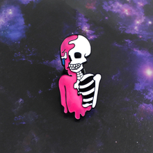 Broche de esqueleto rosa para amantes de la muerte, insignia de solapa de mezclilla, esmalte, Calavera, sonrisa, chica, hueso blanco, rosa, regalo neogótico 2024 - compra barato