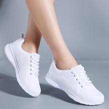 Новые суперлегкие кроссовки; женская обувь для бега; нескользящая удобная обувь для бега; Feminnino; спортивная обувь с летящей линией; женская обувь на плоской подошве 2024 - купить недорого