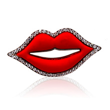 Sexy Fire Red Lips Brooch Pins Women Mouse Broches Brooches Gold Color Crystal Ladies Lapel Pins Fashion Jewelry Festival Gift 2024 - buy cheap