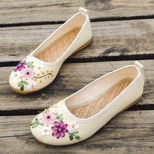 Vintage Embroidered Women Flats Flower Slip On Cotton Fabric Linen Comfortable Old Peking Ballerina Flat Shoes Sapato Feminino 2024 - buy cheap