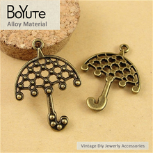 BoYuTe-piezas de accesorios de bricolaje Vintage, colgante de paraguas de bronce antiguo, Material de aleación, 39x28MM, 60 unids/lote 2024 - compra barato
