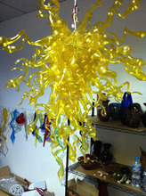 Frete grátis charmoso lustre amarelo lâmpadas de vidro antigo 2024 - compre barato