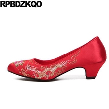 Flower Size 4 34 Ladies Red Satin Shoes 2021 Pumps Kitten Embroidery Embroidered Cheap Wedding Bride Medium Heels Round Toe Silk 2024 - buy cheap