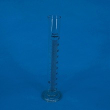 Cilindro de medição graduado de vidro de laboratório de 100ml com altura de 110mm e bico em vidro 2024 - compre barato