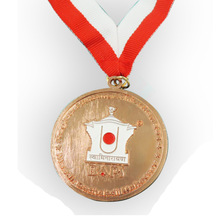 Medalha de metal em forma de coração, logotipo de estrela 3d de alta qualidade, crachá banhado a ouro, atacado 2024 - compre barato