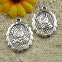 Envío Gratis 72 piezas óvalo de plata tibetana mano de oración encantos x 31x22mm #4604 2024 - compra barato