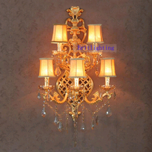 Настенные светильники-бра для гостиницы настенное бра с золотыми роскошными хрустальными свечами для дома, большая настенная лампа, хрустальные настенные бра с абажуром из ткани 2024 - купить недорого