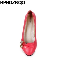 Женские туфли с круглым носком, красные стразы со стразами, недорогие туфли без застежки, 44 размера 2024 - купить недорого