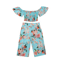 Новая одежда с цветочным рисунком для маленьких девочек, укороченный топ с открытыми плечами, штаны с разрезом, комплект 2024 - купить недорого
