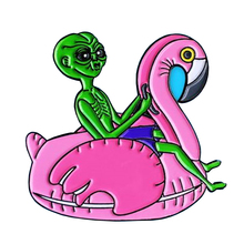 Broche broche alien et flamingo pino esmaltado