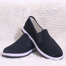 2019 New Cloth Shoes Men's Handmade Black Casual One Foot Deodorant Labor Insurance Shoes Thick Bottom Sports Men's Shoes 2024 - buy cheap