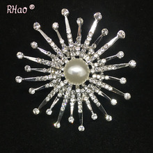 RHao Delicate Crystal Wedding brooch Gold-color Pearl Plant Snowflake Brooches pins for women men kids clothes jewelry clips 2024 - buy cheap