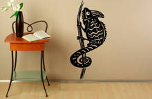 Free Shipping Chameleon Climbing Decals Lizard Animal Vinyl Stickers Reptile Office Design Art Murals Living Room Wall Decor 2024 - buy cheap