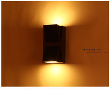 Современное наружное настенное светильник светодиодный 2 Вт led крыльцо свет на солнечных батареях свет украшения сада IP54 для дома с двойными стенками бра светильник 1113 2024 - купить недорого
