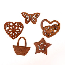 Patrón de corazón de amor de mariposa, álbum de recortes de madera, artesanía DIY, accesorio hecho a mano, decoración del hogar, 42-45mm, 10 Uds. 2024 - compra barato