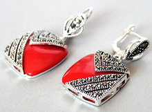 Charm lady's tibetano Silvers Hook rojo Coral marcasita pendientes cuadrados 1" 2024 - compra barato